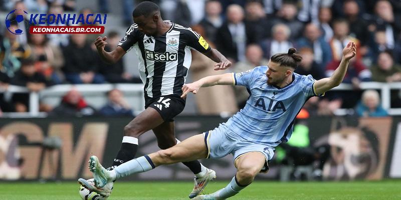 Soi kèo Newcastle vs Tottenham